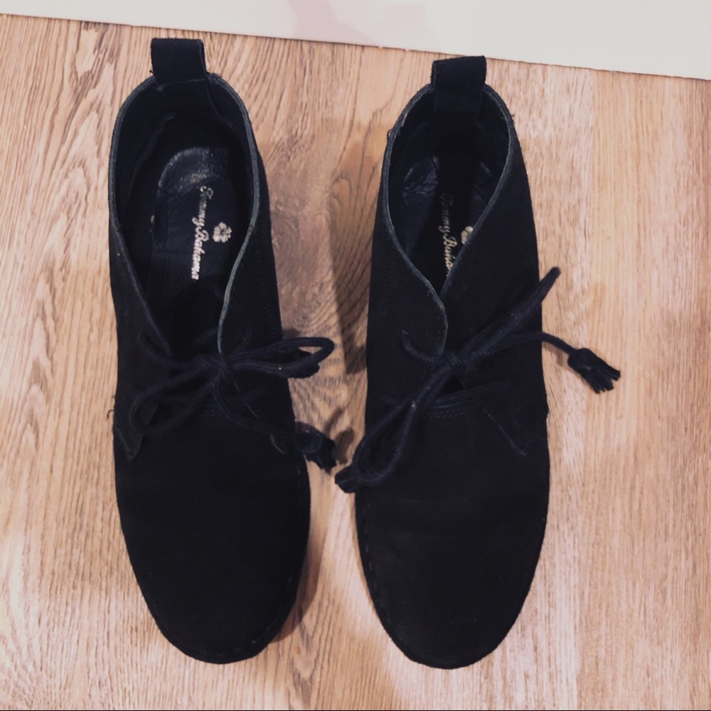 Tommy Bahama Black Leather Lace-up Booties Size 8